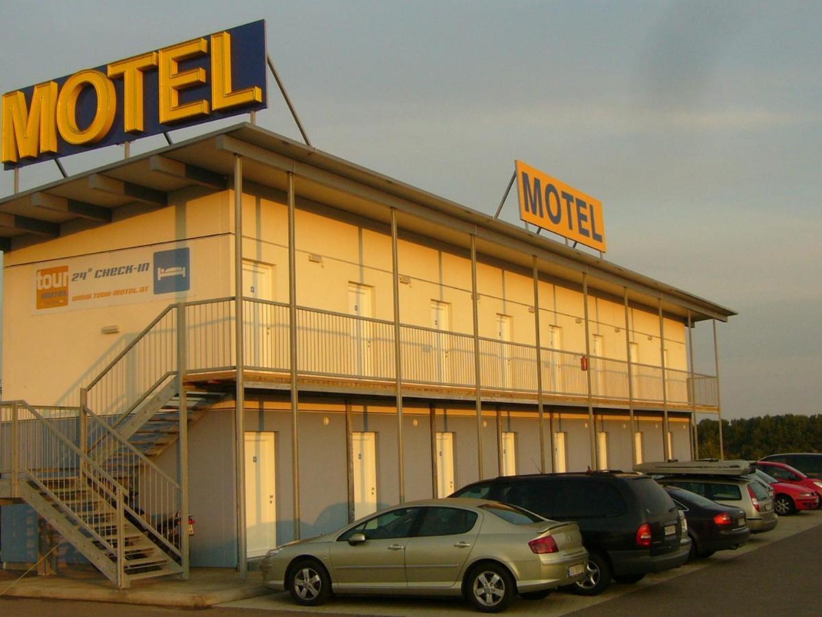Wilfersdorf  Tour-Motel المظهر الخارجي الصورة